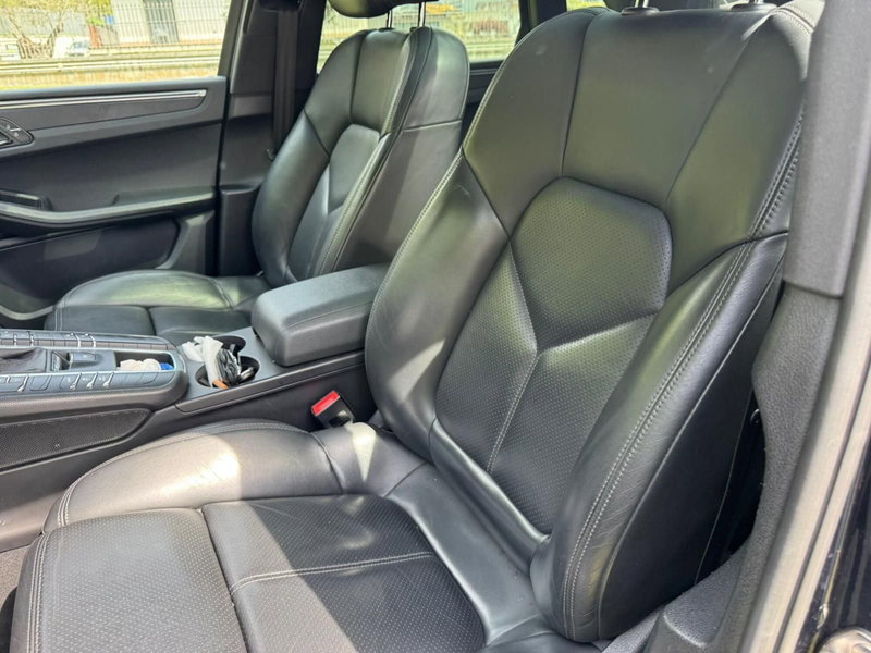 Porsche Macan usata a Salerno (6)