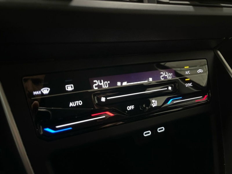 Volkswagen Taigo usata a Prato (15)