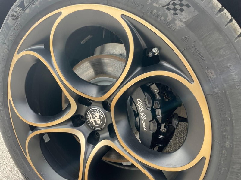 Alfa Romeo Stelvio nuova a Ancona (20)