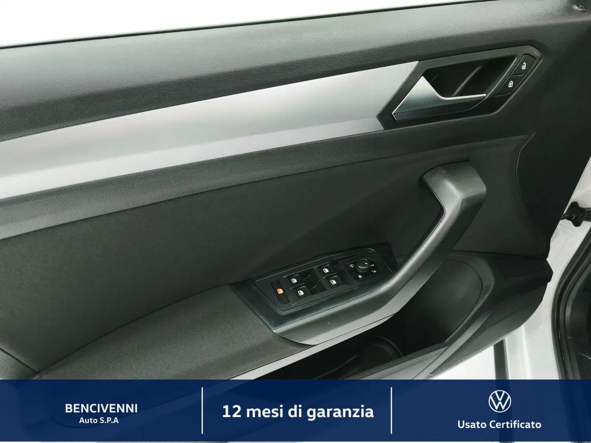 Volkswagen T-Roc usata a Catanzaro (14)