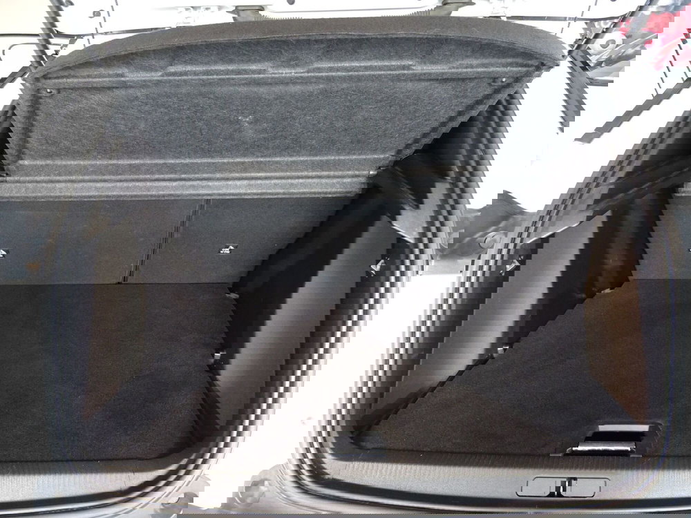 Peugeot 2008 usata a Lucca (14)