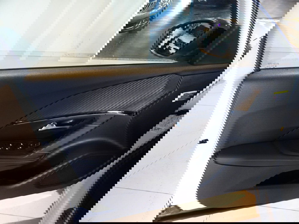 Peugeot 2008 usata a Lucca (8)