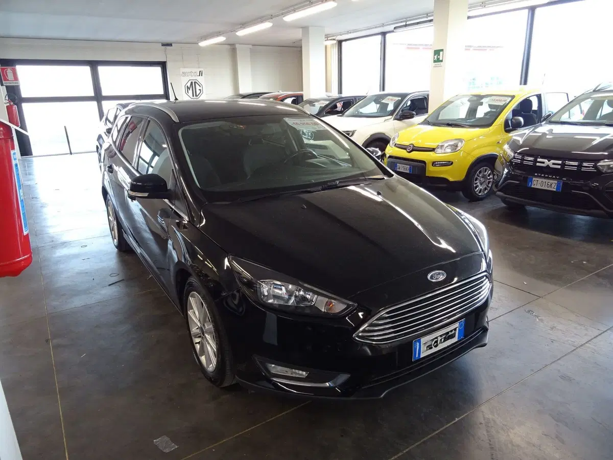 Ford Focus Station Wagon usata a Lucca (4)