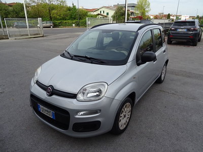 Fiat Panda 1.2 Lounge del 2013 usata a Lucca