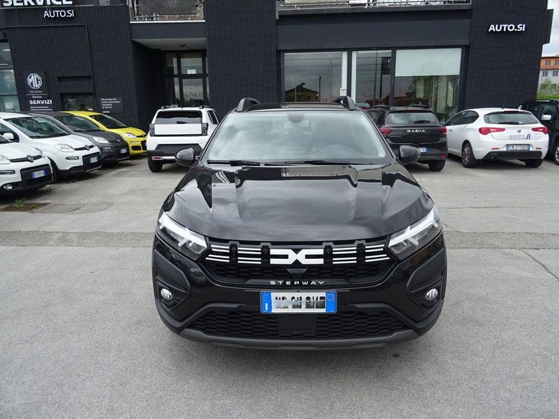 Dacia Sandero usata a Lucca (7)