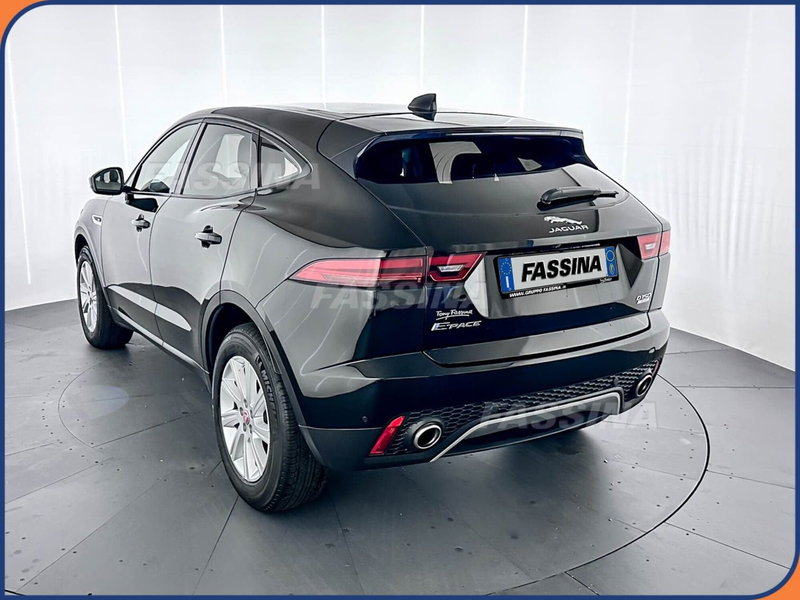 Jaguar E-Pace usata a Milano (4)
