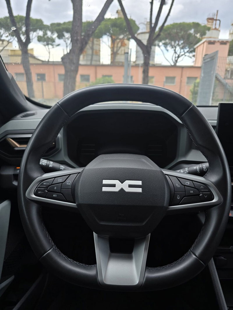 Dacia Duster usata a Massa-Carrara (20)