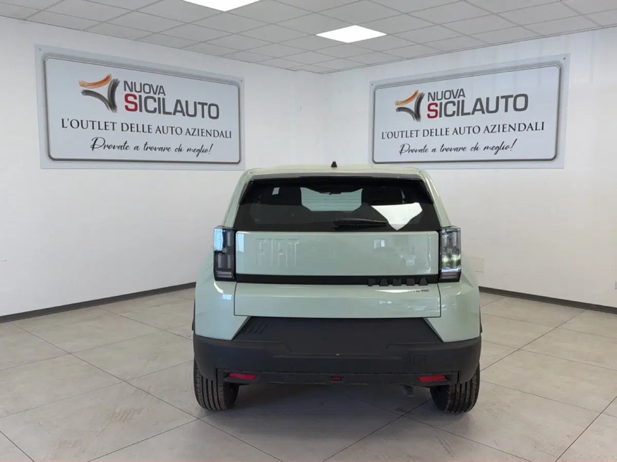 Fiat Grande Panda nuova a Palermo (14)