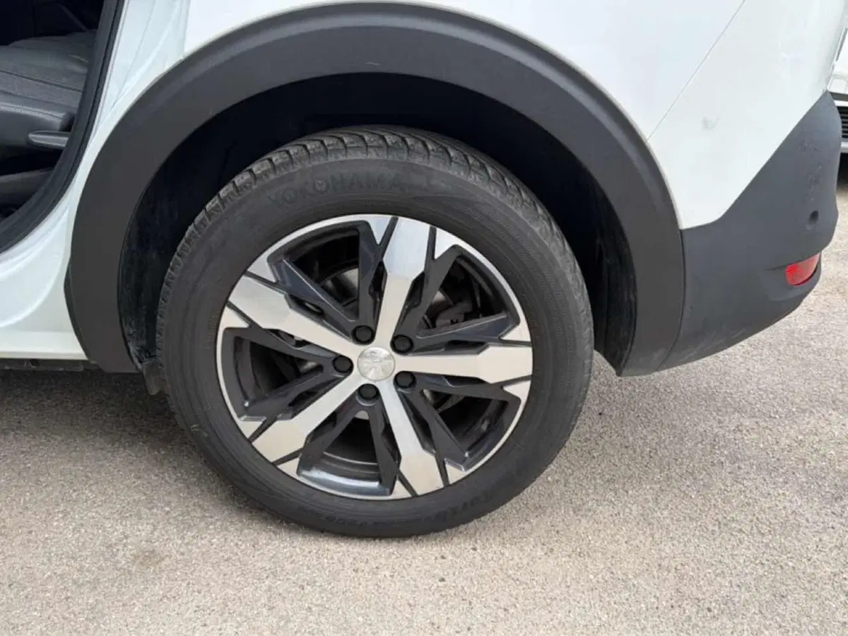 Peugeot 5008 usata a Foggia (11)