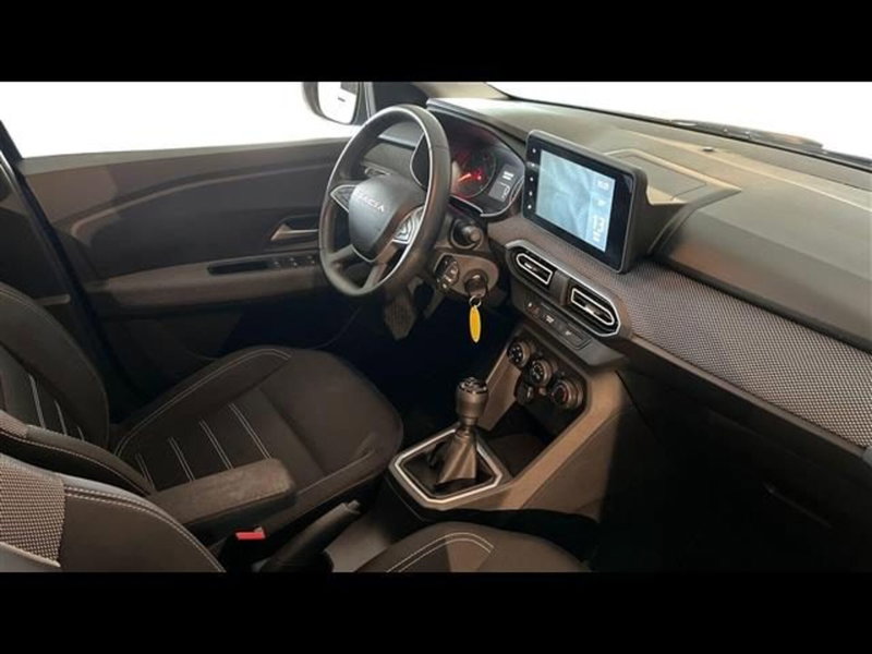 Dacia Sandero usata a Firenze (11)