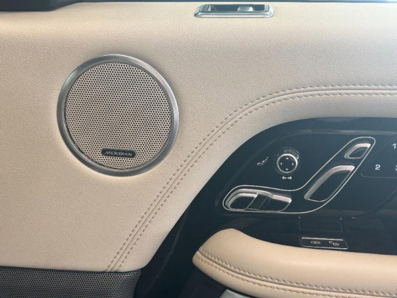 Land Rover Range Rover usata a Venezia (9)