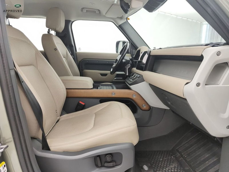 Land Rover Defender usata a Ragusa (4)