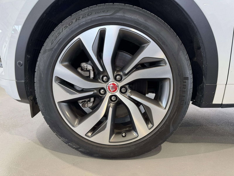 Jaguar E-Pace usata a Siena (9)