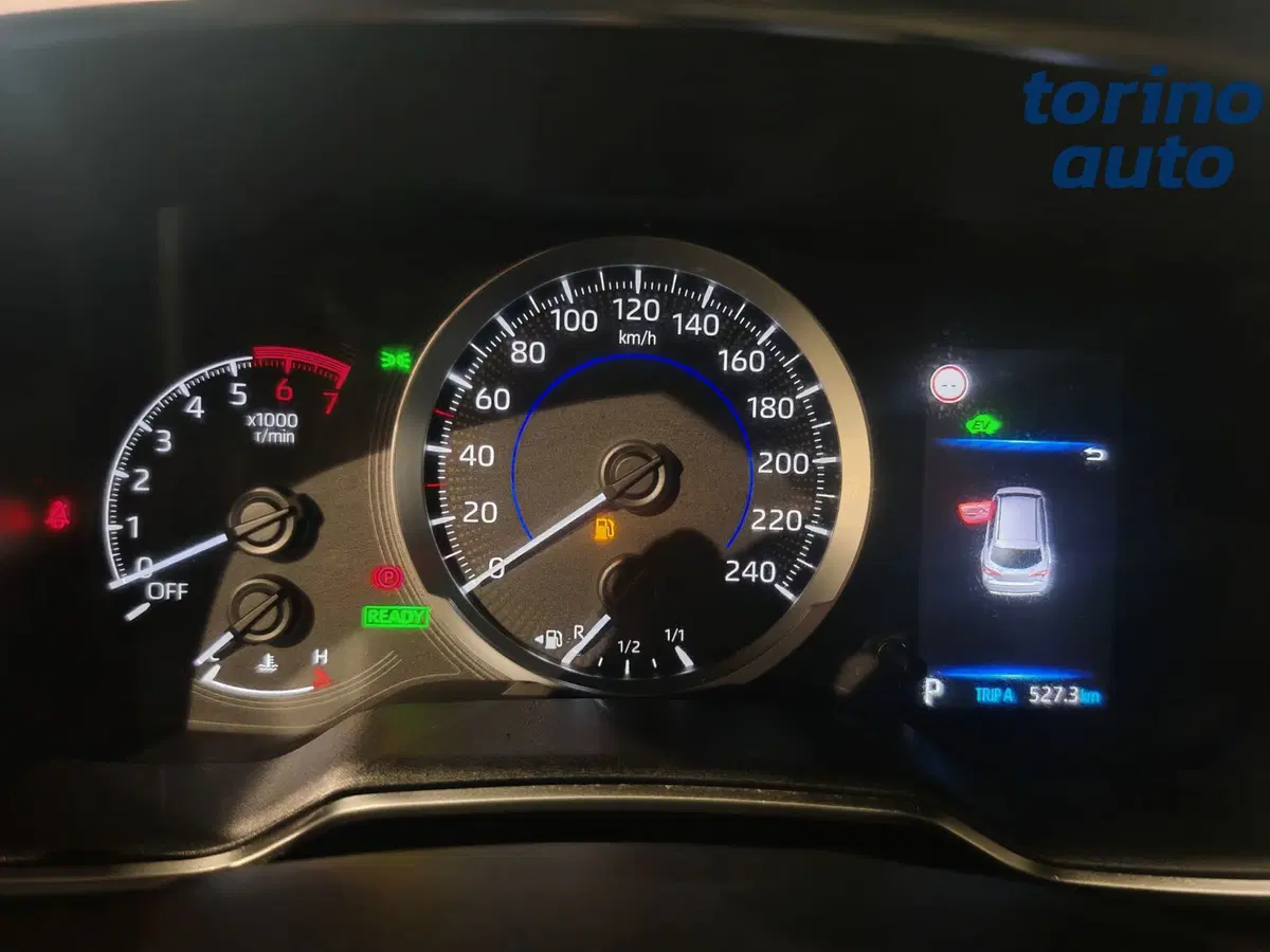 Toyota Corolla Touring Sports usata a Torino (16)