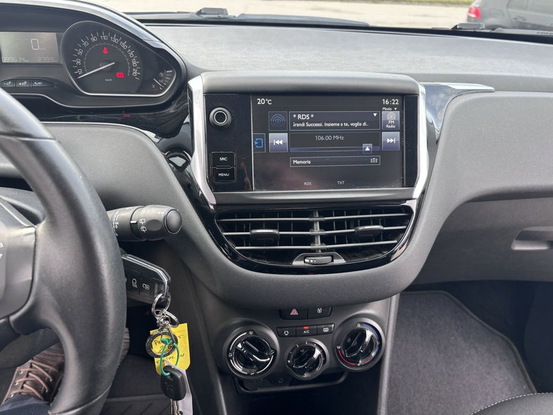Peugeot 208 usata a Ancona (17)