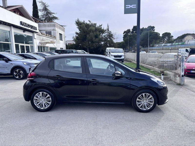 Peugeot 208 usata a Ancona (4)