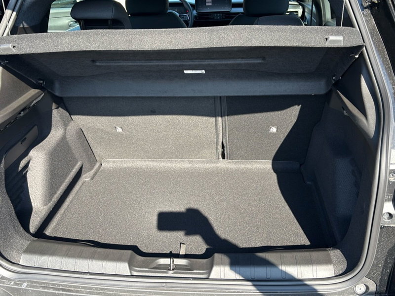 Jeep Avenger nuova a Latina (11)