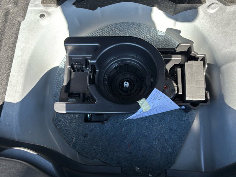 Jeep Avenger nuova a Latina (12)