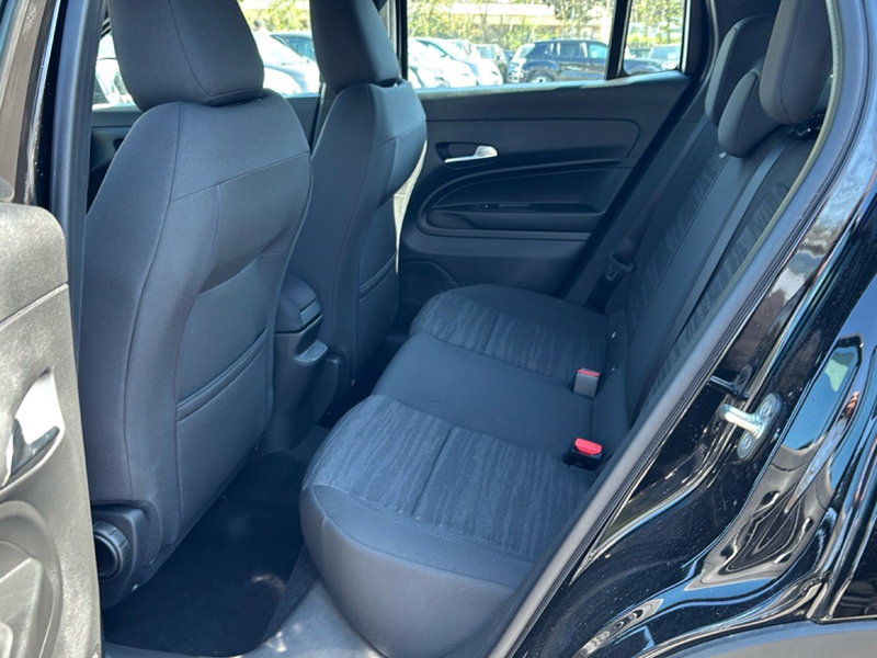 Jeep Avenger nuova a Latina (13)