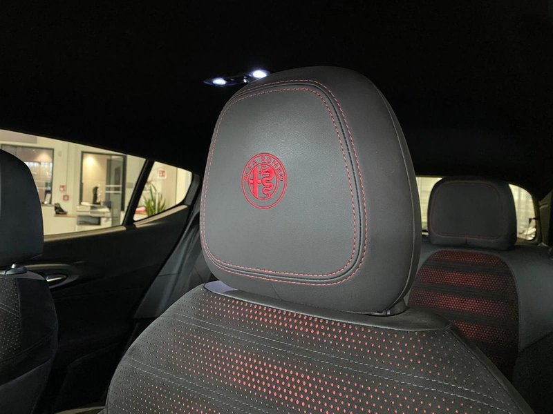 Alfa Romeo Tonale usata a Firenze (17)