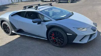 Lamborghini Hurac&aacute;n Coup&eacute; Sterrato 5.2 610 awd del 2024 usata a Firenze