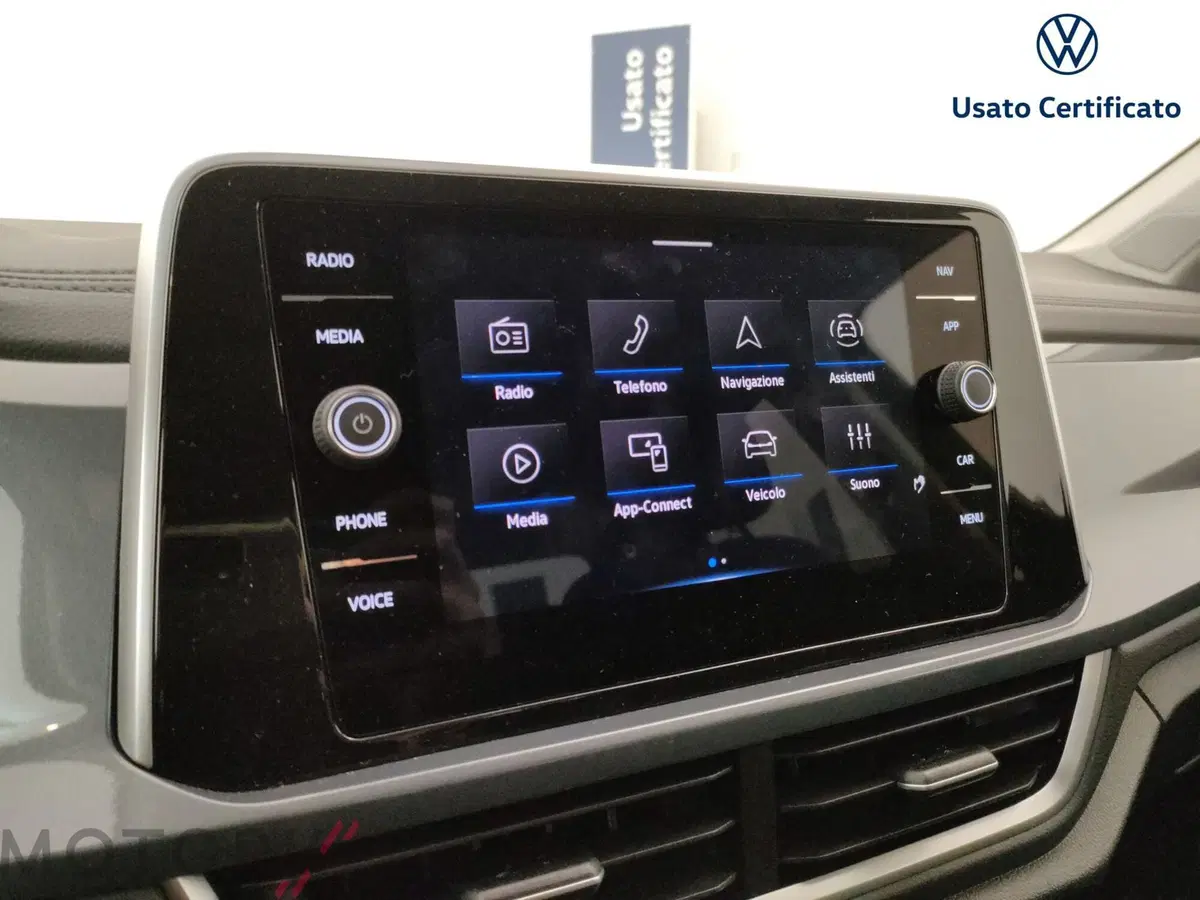 Volkswagen T-Roc usata a Varese (15)