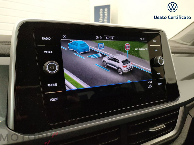 Volkswagen T-Roc usata a Varese (16)