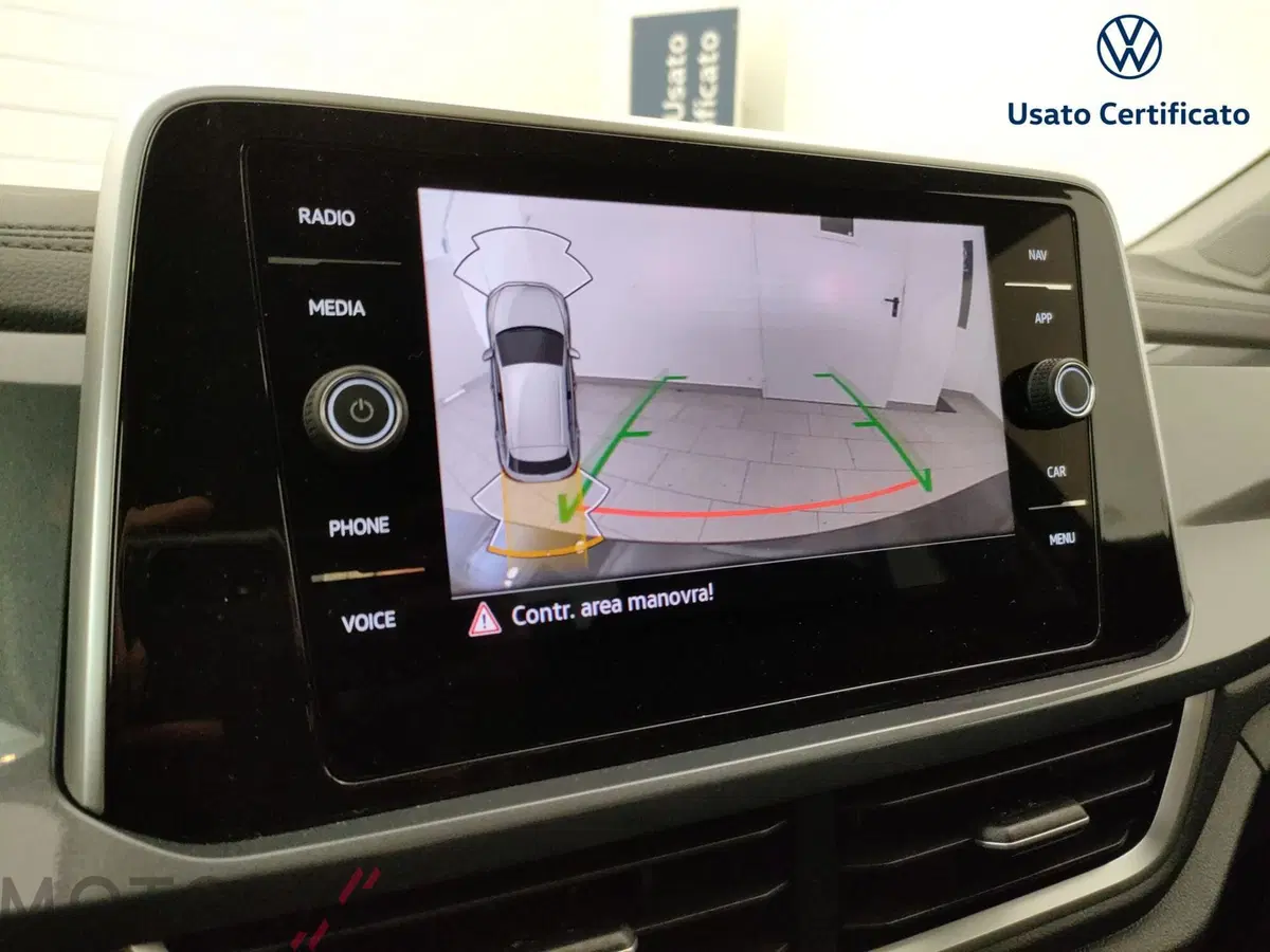 Volkswagen T-Roc usata a Varese (17)