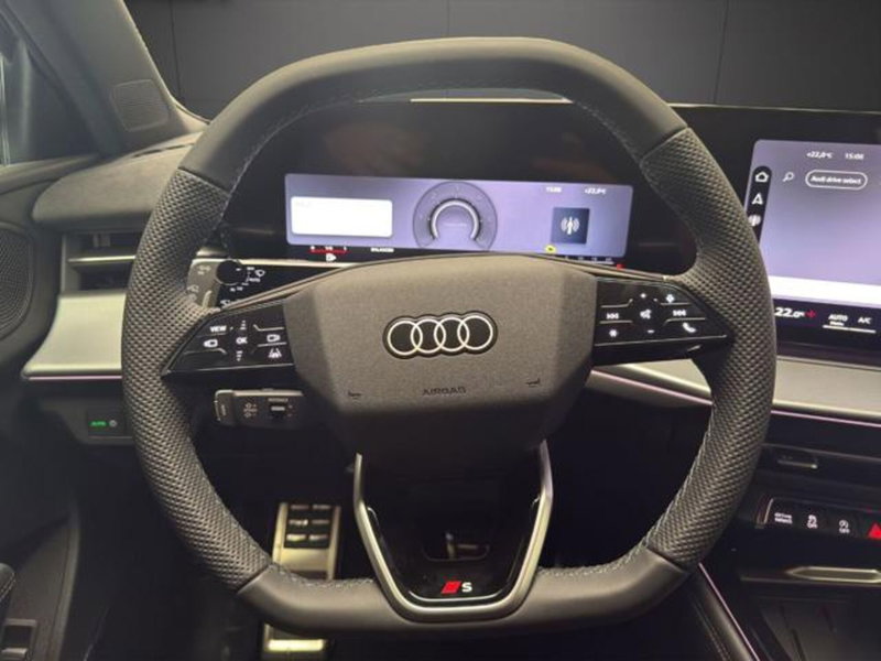Audi Q3 Sportback nuova a Milano (20)