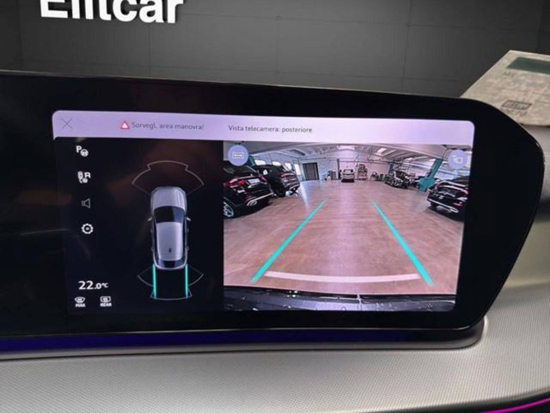 Audi Q3 Sportback nuova a Milano (6)