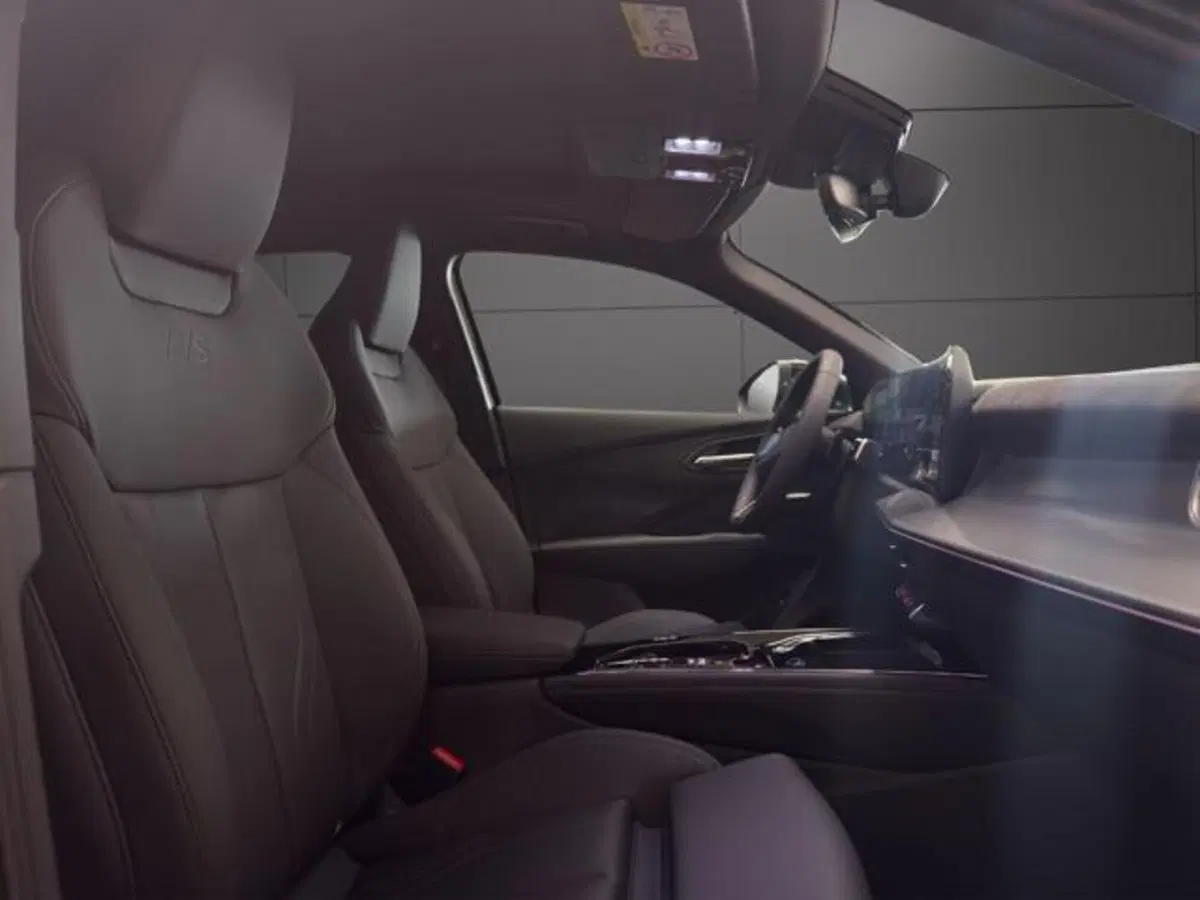 Audi Q3 Sportback nuova a Milano (7)