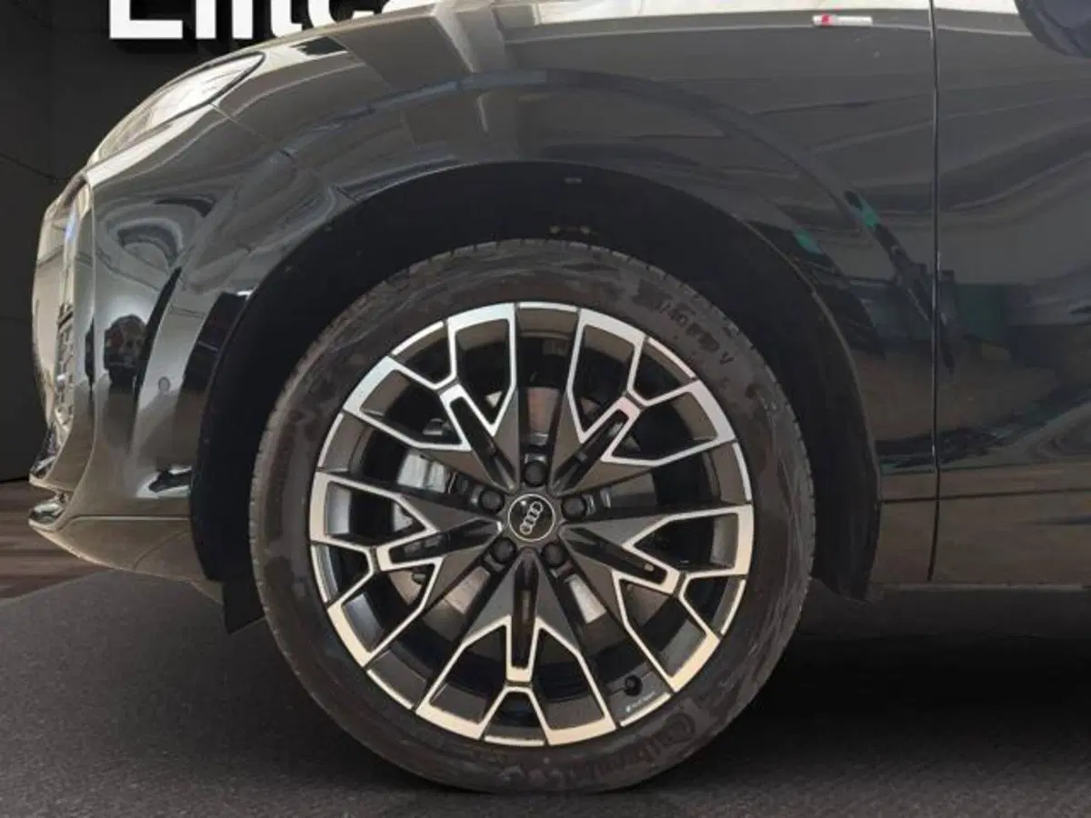 Audi Q3 Sportback nuova a Milano (3)