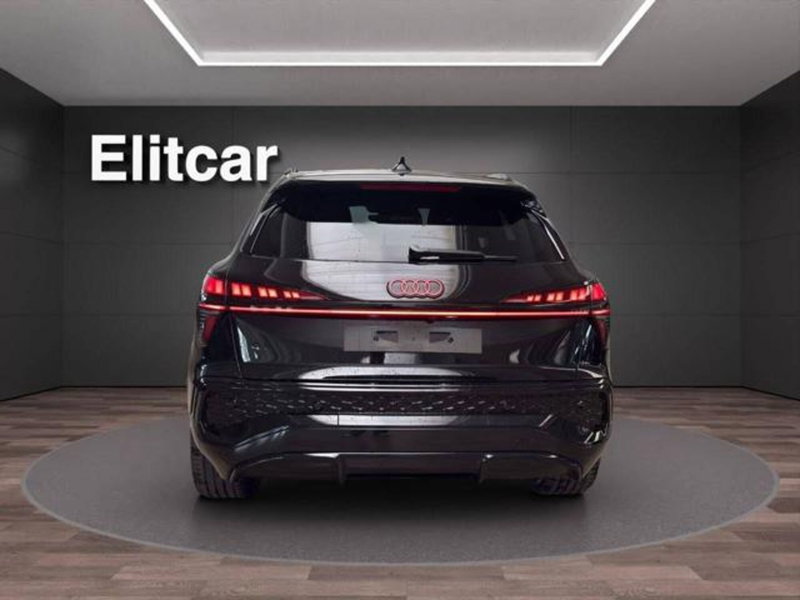 Audi Q3 Sportback nuova a Milano (4)