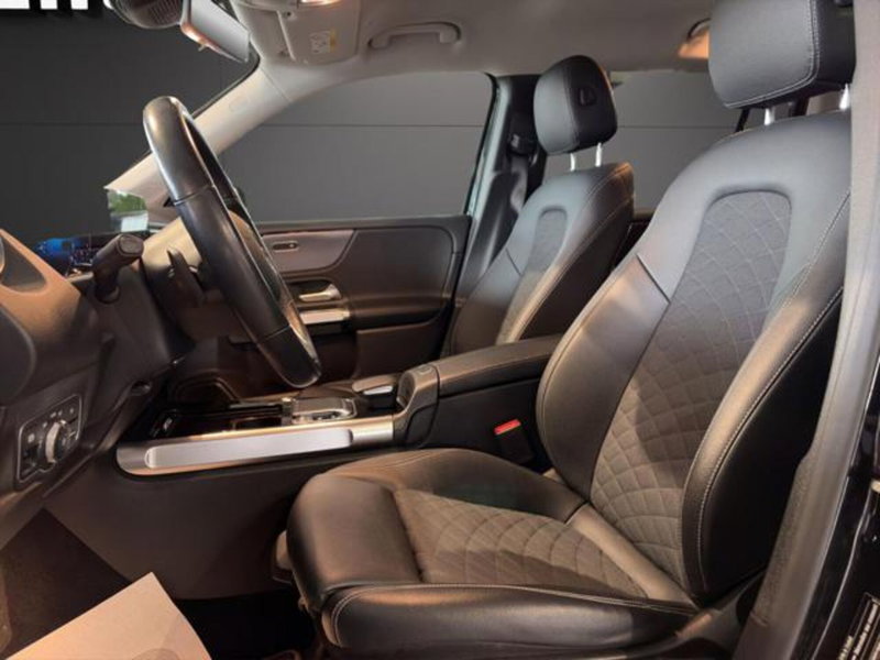 Mercedes-Benz GLB usata a Milano (11)