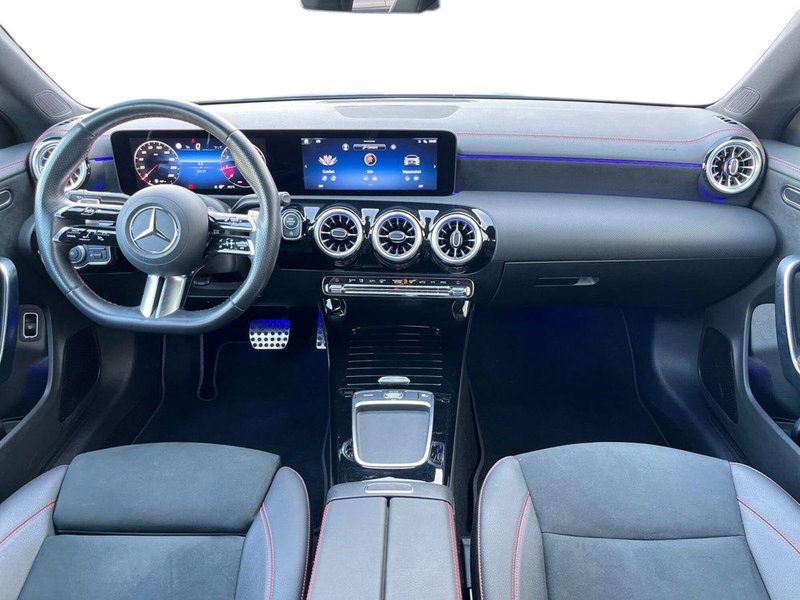 Mercedes-Benz CLA EQ usata a Napoli (11)