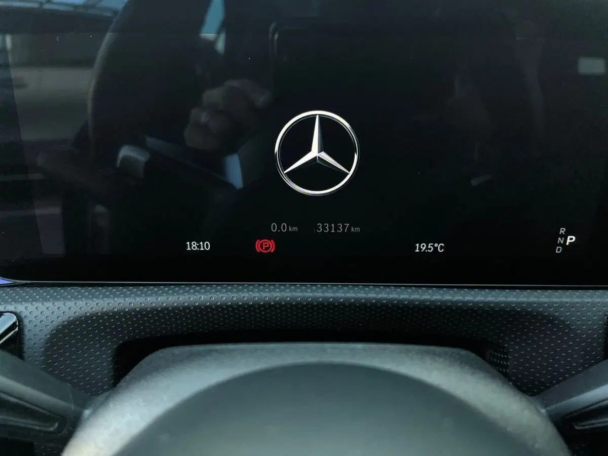 Mercedes-Benz CLA EQ usata a Napoli (9)