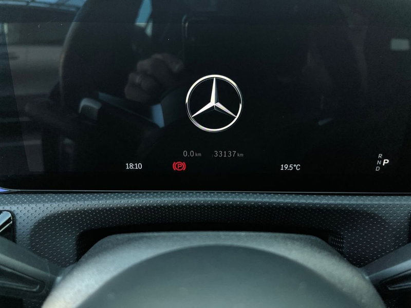 Mercedes-Benz CLA EQ usata a Napoli (9)