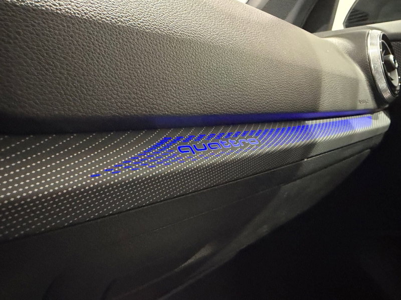 Audi SQ2 usata a Genova (16)