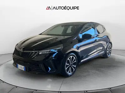 Renault Clio TCe 90 CV 5 porte Techno del 2025 usata a Roma