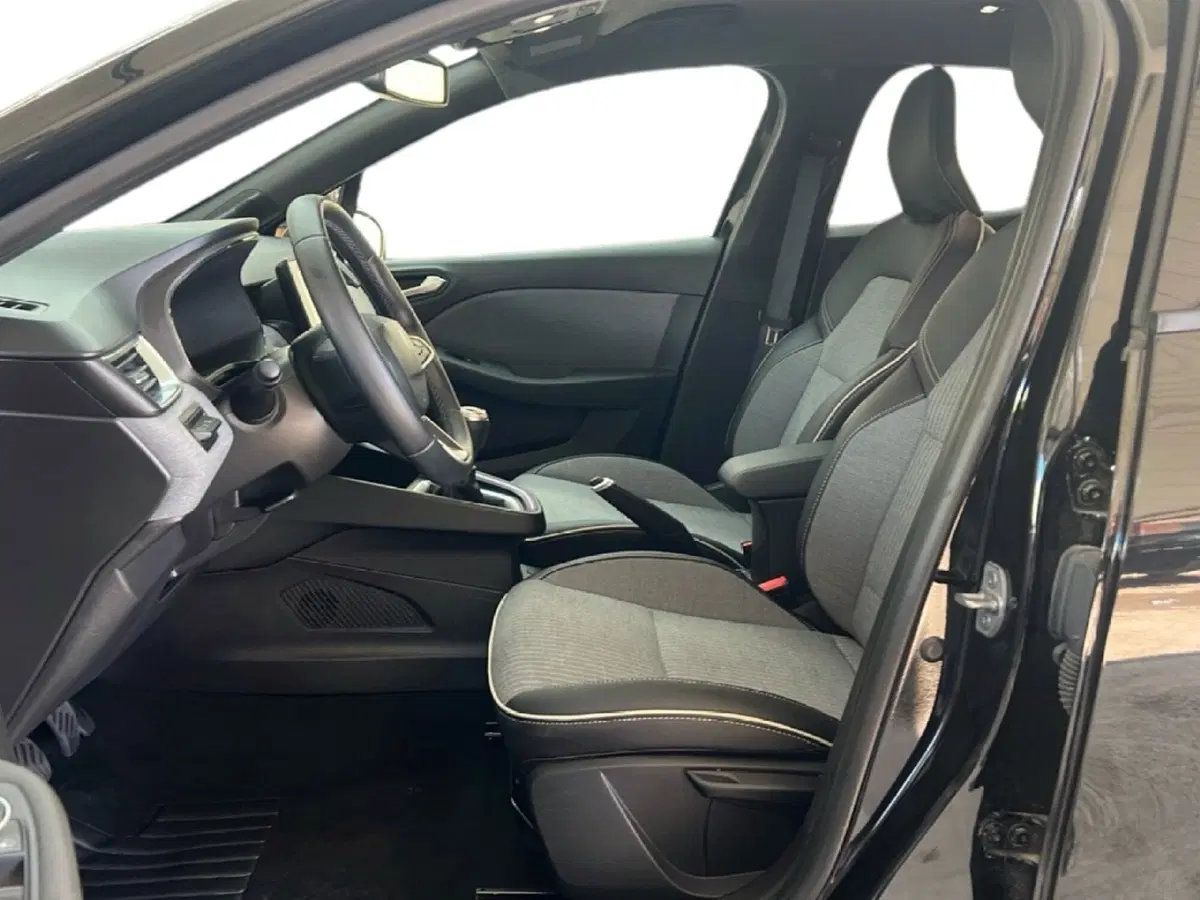Renault Clio usata a Roma (14)