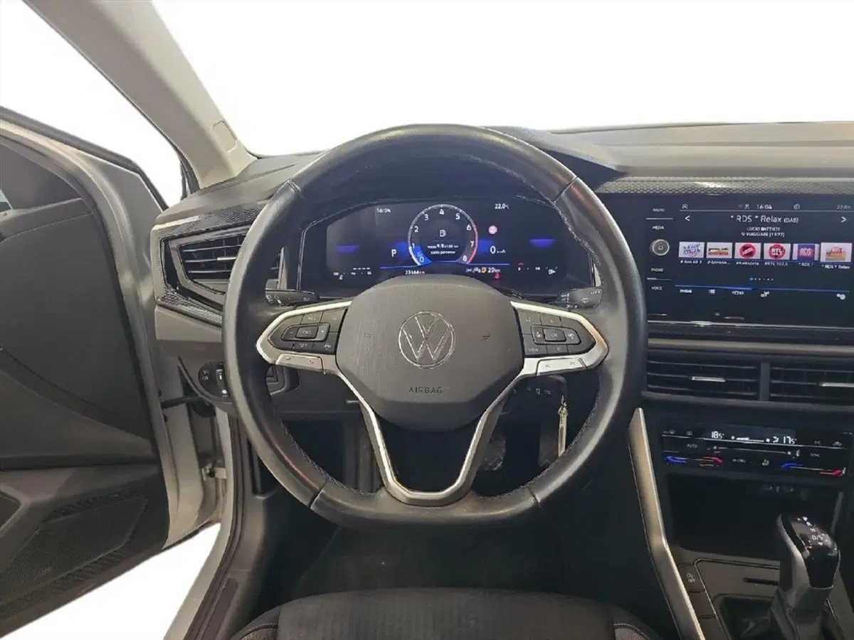 Volkswagen Polo usata a Lecco (9)