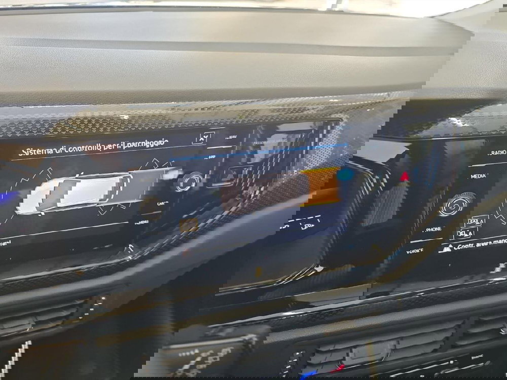 Volkswagen Taigo usata a Lecco (15)