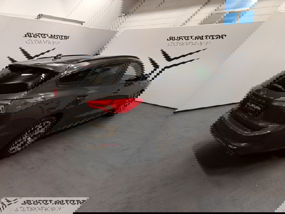 Ford Focus Station Wagon usata a Varese (4)