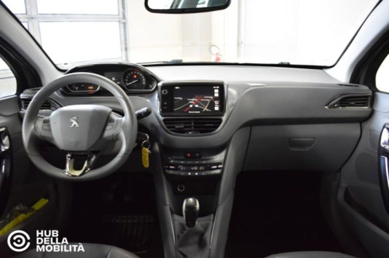 Peugeot 208 usata a Perugia (10)