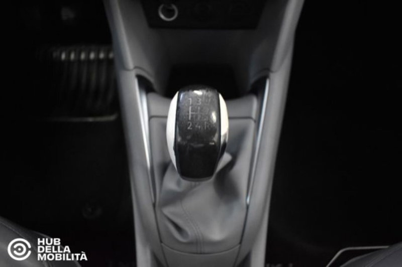 Peugeot 208 usata a Perugia (12)