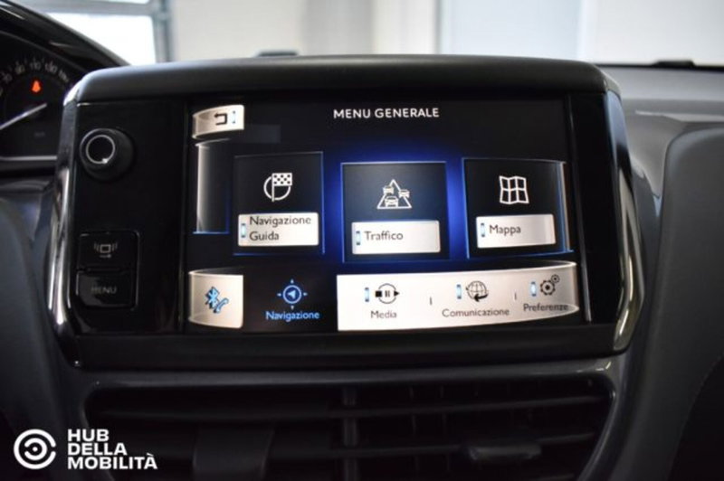 Peugeot 208 usata a Perugia (16)