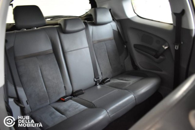 Peugeot 208 usata a Perugia (18)