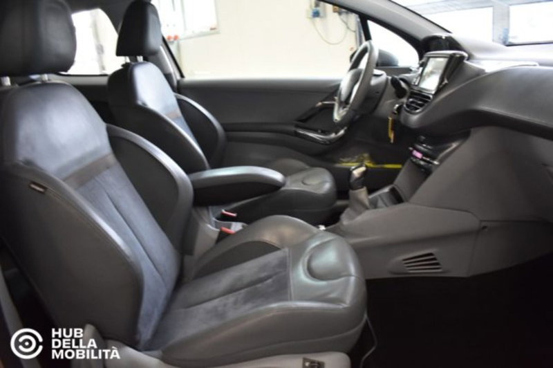 Peugeot 208 usata a Perugia (19)