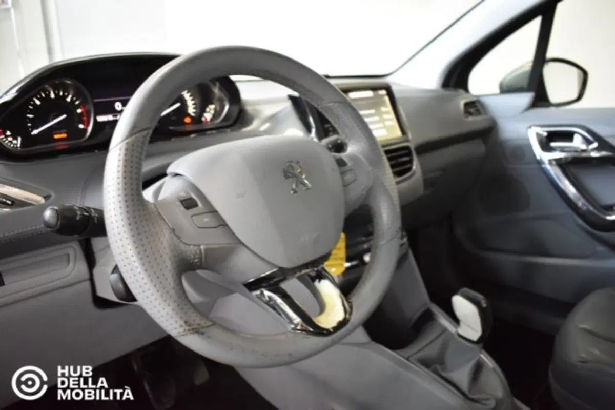 Peugeot 208 usata a Perugia (20)