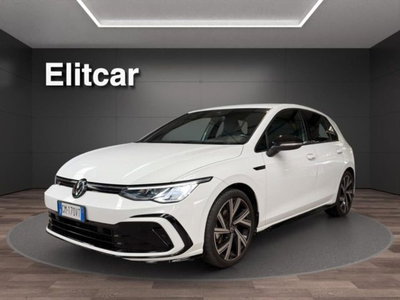 Volkswagen Golf Variant 1.5 eTSI 150 CV EVO ACT DSG R-Line del 2023 usata a Dormelletto